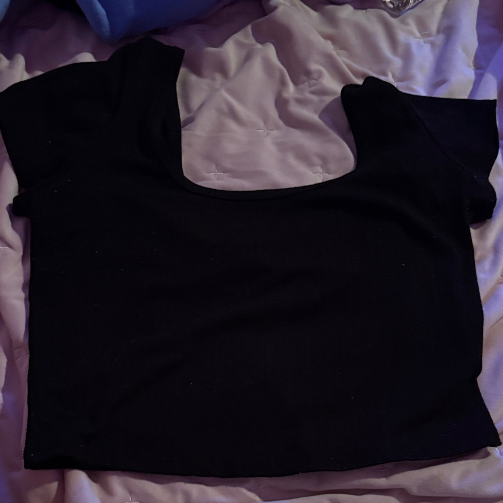 Bozzolo Black Crop Top